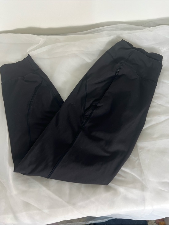 Athleta Pants - Athleta Rainier Jogger Black Size Small